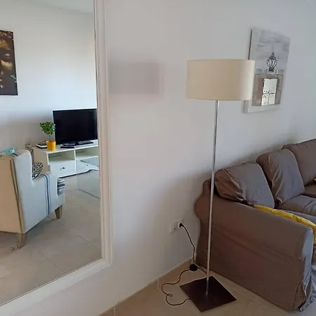Apartment Macy House , With Private Garden And Sea Views *