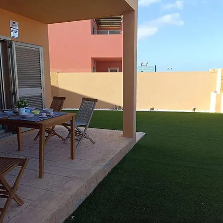 Apartment Macy House , With Private Garden And Sea Views *