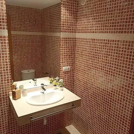Apartment Macy House , With Private Garden And Sea Views *